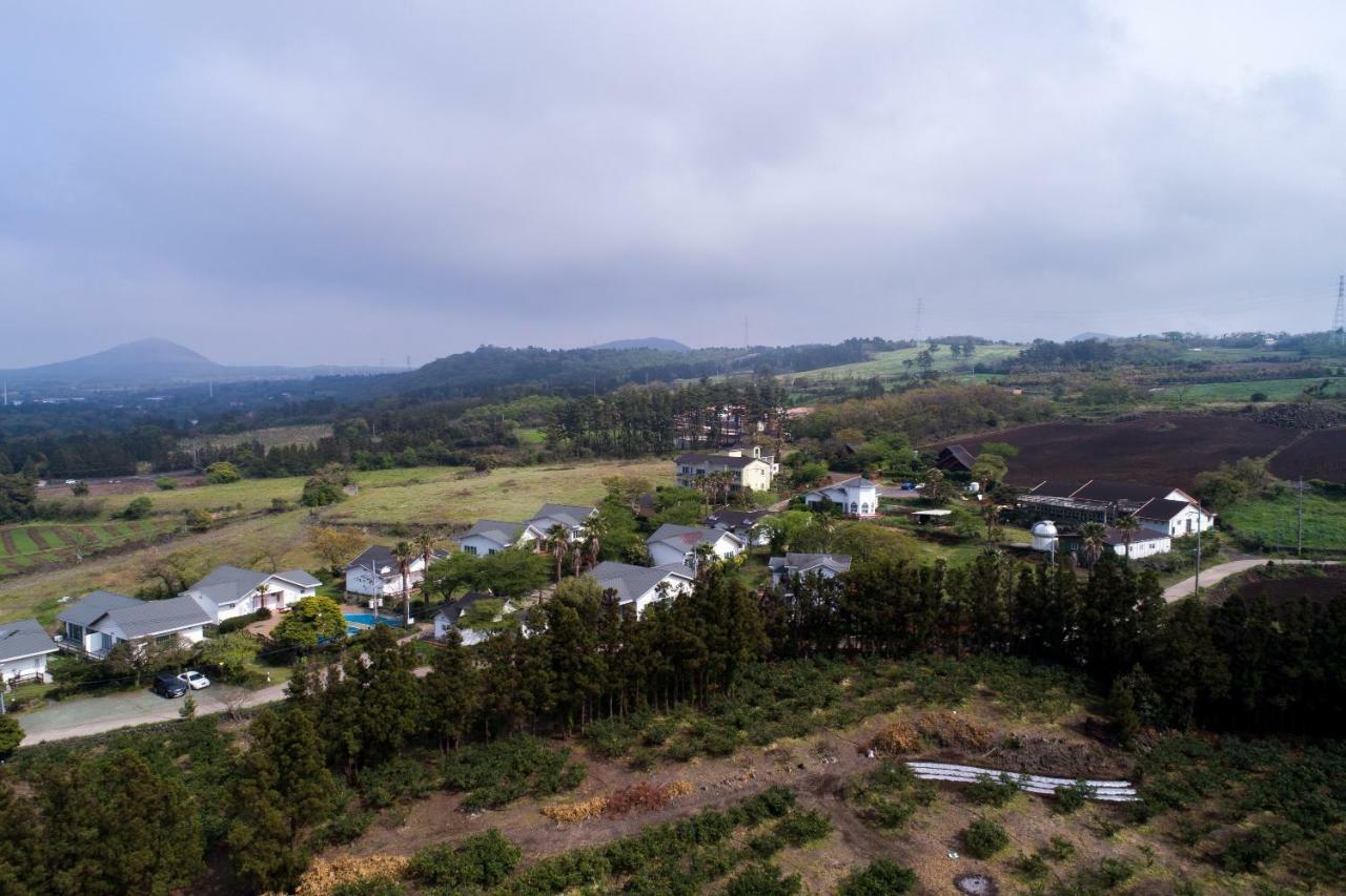 Joyville Resort Jeju Exterior foto
